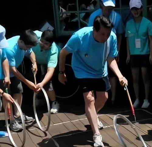 滚铁环视频,传承与创新的传统游戏魅力